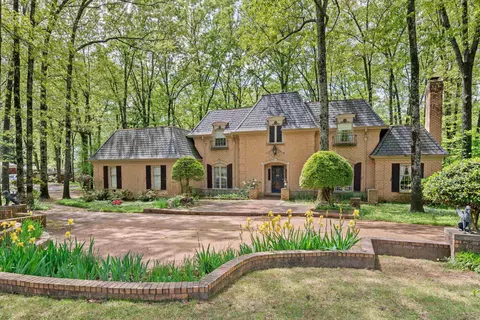 2365 Kirby Rd, Memphis, TN 38119