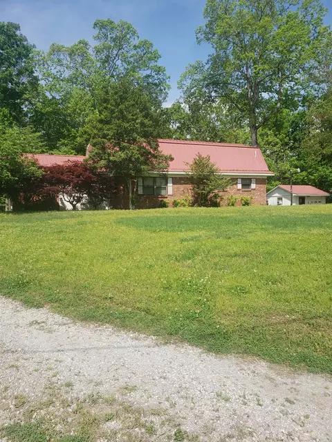 200 Windy Pines Ln, Counce, TN 38326