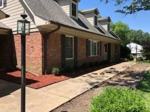 6999 Corsica Dr, Germantown, TN 38138