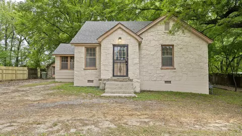 93 Eastman Rd, Memphis, TN 38109