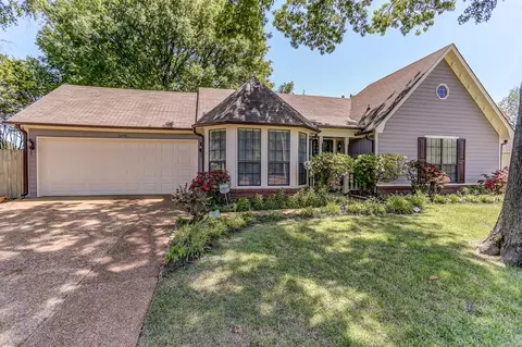 3256 Elmore Park Rd, Bartlett, TN 38134