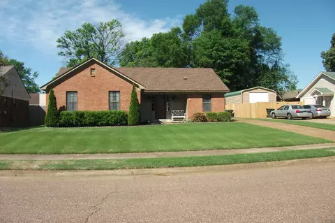 3889 Sabal Hill Dr, Bartlett, TN 38135