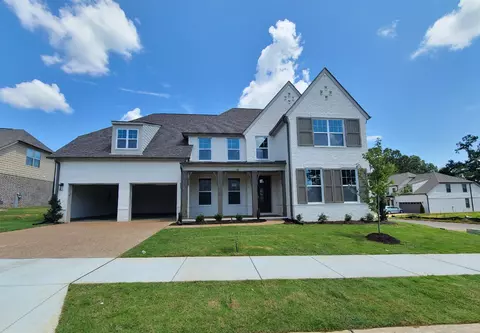 548 Mount Ivy Dr, Collierville, TN 38017