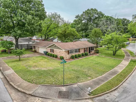 850 Angelina Pl, Memphis, TN 38122