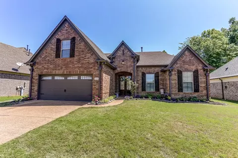 2258 Pendrell Ln, Cordova, TN 38016