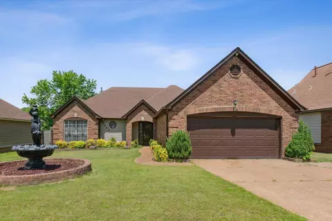 6466 Valley Oak Dr, Memphis, TN 38141