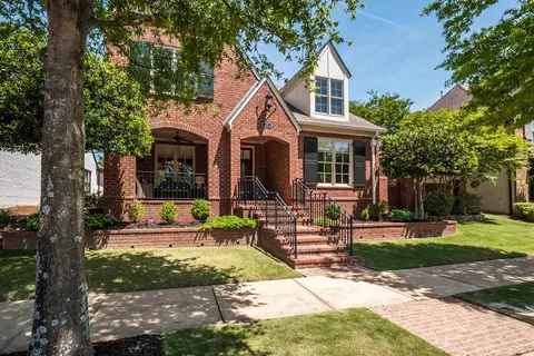 968 S Colbert St, Collierville, TN 38017