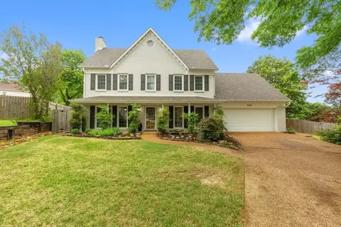 8862 Flameleaf Cv, Memphis, TN 38018