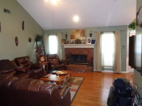6402 Skylight Dr, Bartlett, TN 38135 photo 8