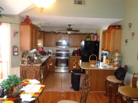 6402 Skylight Dr, Bartlett, TN 38135 photo 9
