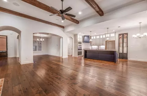 Living - 651 Cedar Shadows Cir E, Collierville, TN 38017 photo 1 of 4