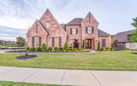 651 Cedar Shadows Cir E, Collierville, TN 38017