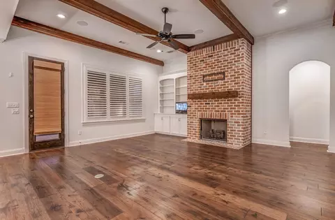 Living - 651 Cedar Shadows Cir E, Collierville, TN 38017 photo 3 of 4