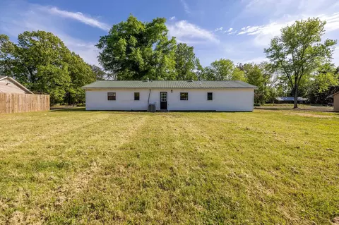 Exterior - 164 Melrose Rd, Covington, TN 38019 photo 4 of 5