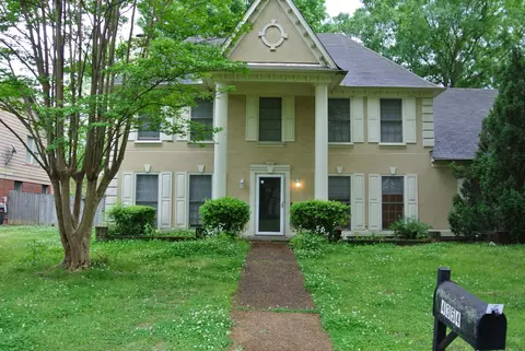 4354 Old Forest Rd, Memphis, TN 38125