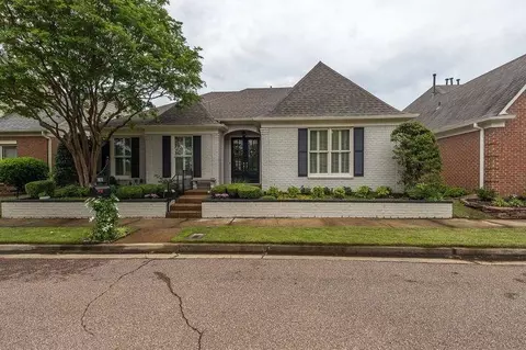 1678 Willisshire Ln, Germantown, TN 38139
