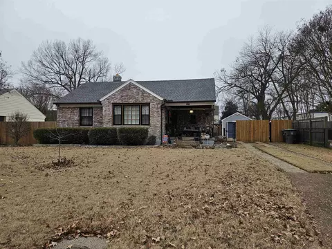 657 St Nick Dr, Memphis, TN 38117