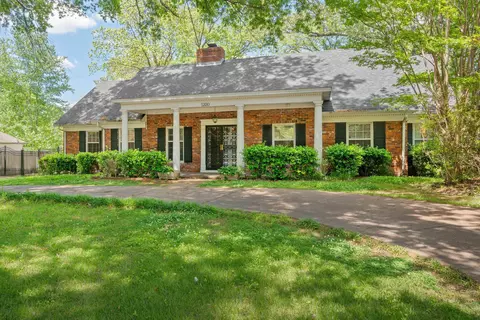 5330 Walnut Grove Rd, Memphis, TN 38120