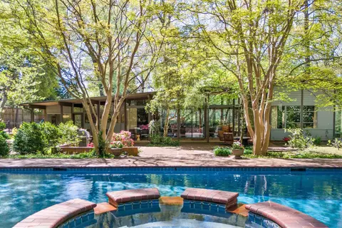 4432 Park Ave, Memphis, TN 38117