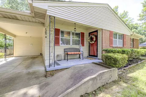 1385 Carol Dr, Memphis, TN 38116