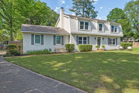 6950 Londonderry Cv, Germantown, TN 38138