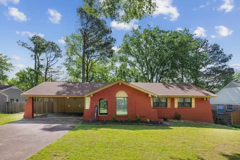 2936 Falkirk Rd, Memphis, TN 38128