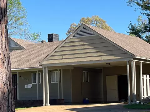 4758 S Milnor Dr, Memphis, TN 38128