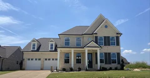 35 Wild Oak Dr, Oakland, TN 38060