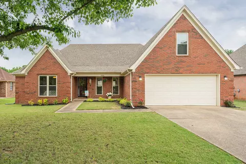 8090 Windersville Dr, Bartlett, TN 38133