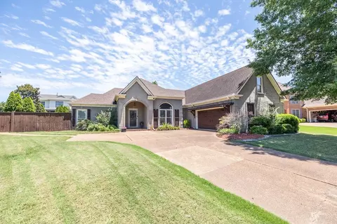 1360 River End Cv, Cordova, TN 38016
