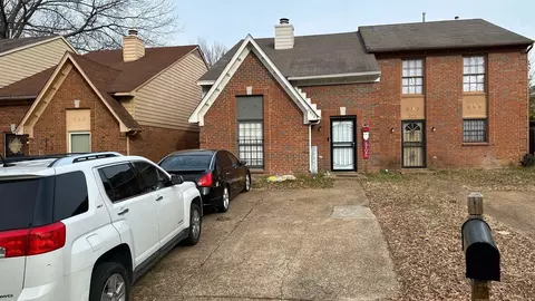 5572 Crepe Myrtle Dr, Memphis, TN 38115