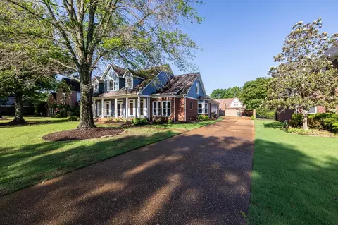 1605 Coleherne Cv, Collierville, TN 38017