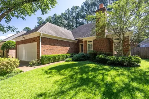 267 River Commons Cir W, Memphis, TN 38120
