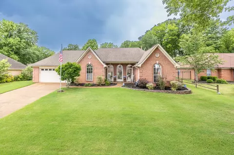 399 Bradford Trail Cv, Collierville, TN 38017