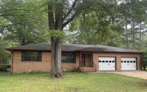 806 Lynn St, Somerville, TN 38068