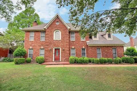 1179 Mintmere Dr, Collierville, TN 38017