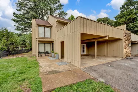 8396 Brownstone Ln #4, Cordova, TN 38016