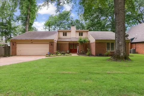 8437 Bazemore Rd, Memphis, TN 38018