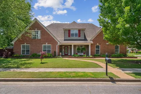 187 N Sweet Rain Dr, Collierville, TN 38017