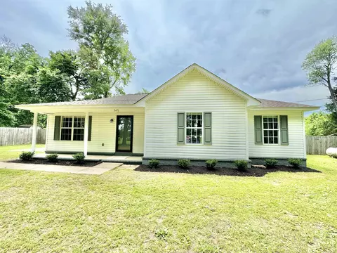 547 Robertson Rd, Mason, TN 38049