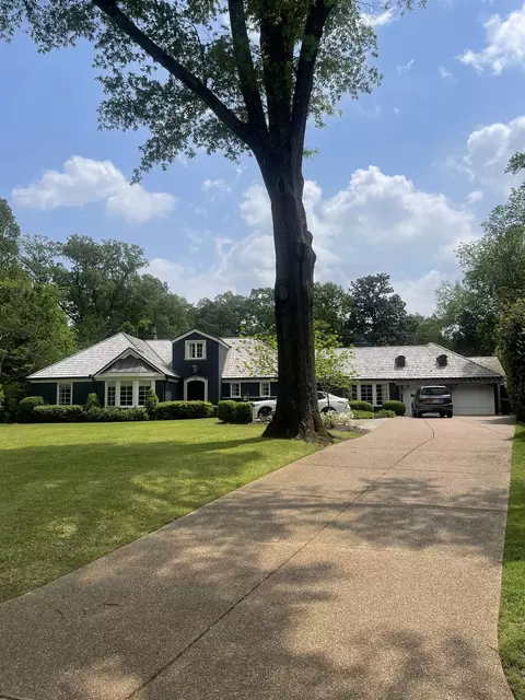 4279 Belle Meade Cv, Memphis, TN 38117