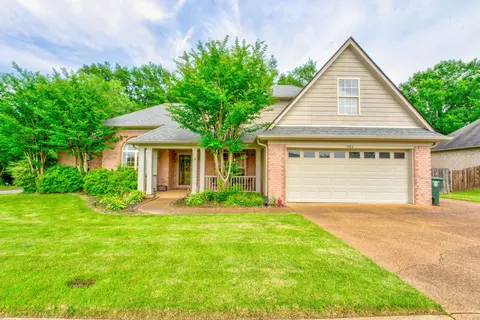 384 Steadman Ln, Memphis, TN 38018