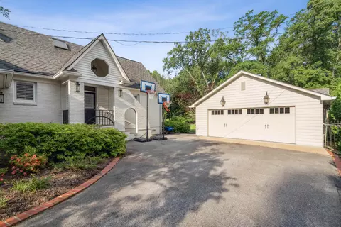 247 E Cherry Cir, Memphis, TN 38117 photo 37
