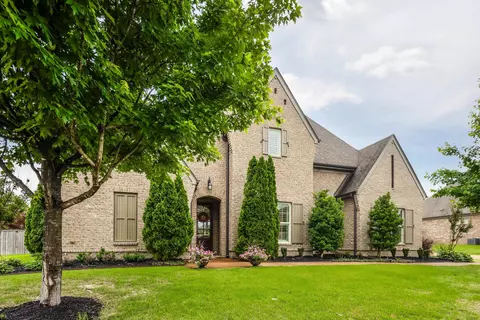 1310 Ollie St, Collierville, TN 38017