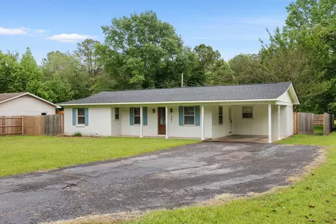 1901 Park Dr, Corinth, MS 38834 photo 2