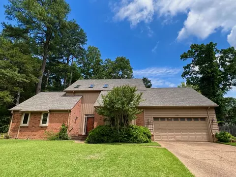 2200 Deodara Cv, Germantown, TN 38138