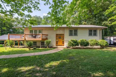 325 Phillips Dr, Savannah, TN 38372