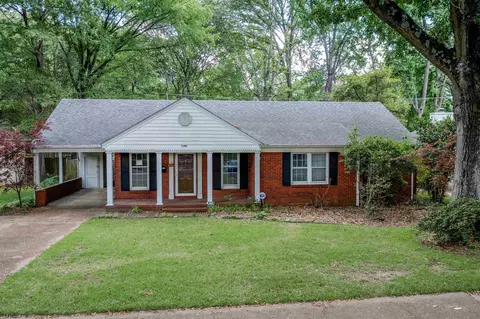 1180 Oak Ridge Dr, Memphis, TN 38111