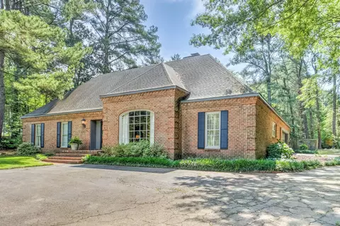 2108 Pine Valley Cv, Germantown, TN 38138