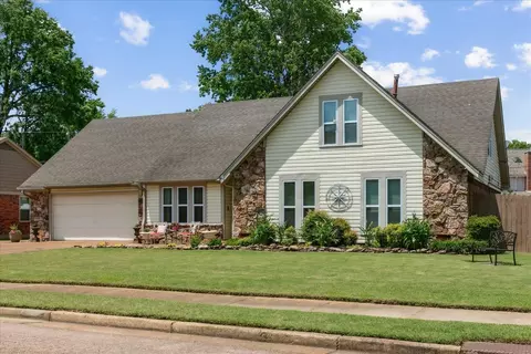6110 Ainsworth St, Bartlett, TN 38134
